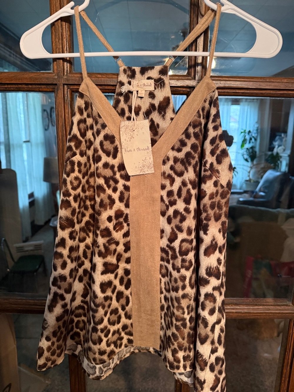 Hem & Thread Leopard Print V-Neck Camisole Tank Top Brown Tan Small NWT